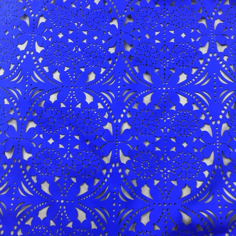 Tadashi Shoji LASER-CUT NEOPRENE V-NECK DRESS Med - Picture 6 of 8